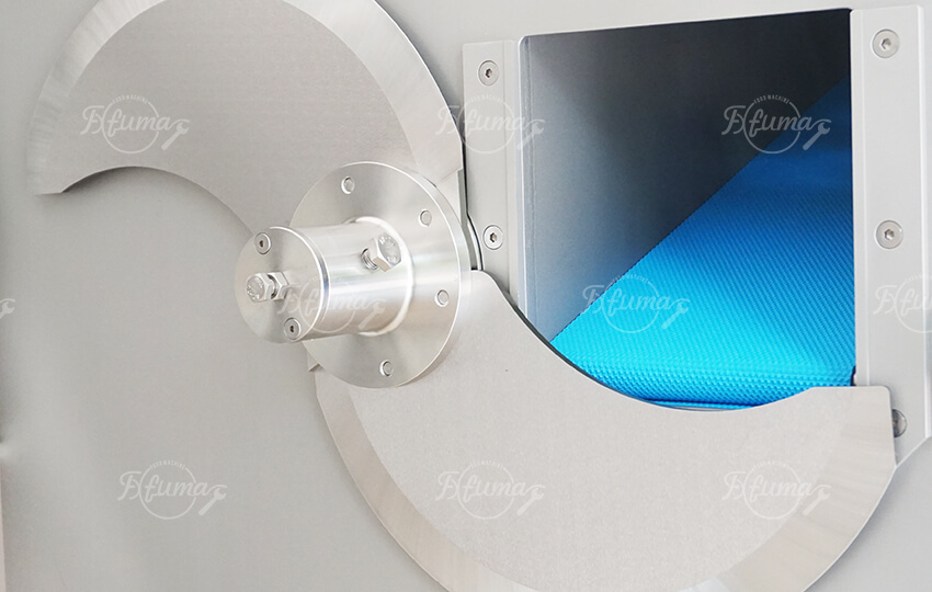 Cabbage shredding machine