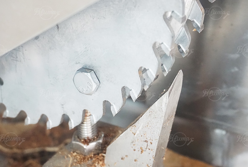Double-Head Coconut De Husking Shell Removing Machine