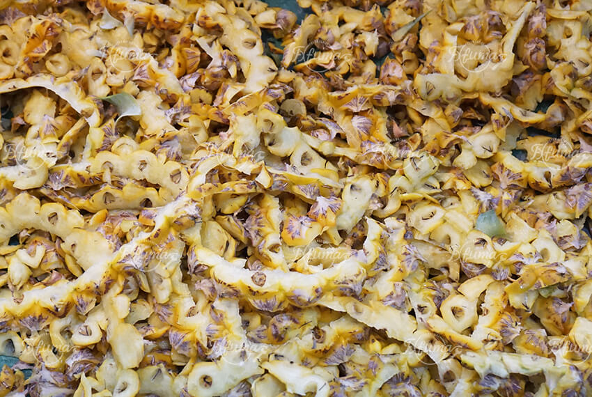 Automatic Small Pineapple Peeling Machine Multi-Purpose Fruit Peeling and Cutting Machine