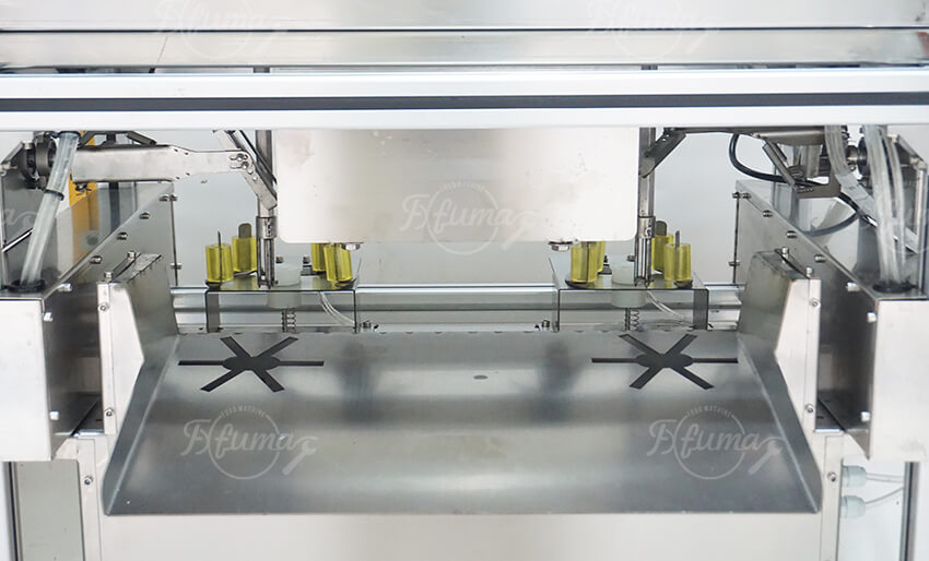 Apple Pear Fruit Peeling Coring and Slicing Machine
